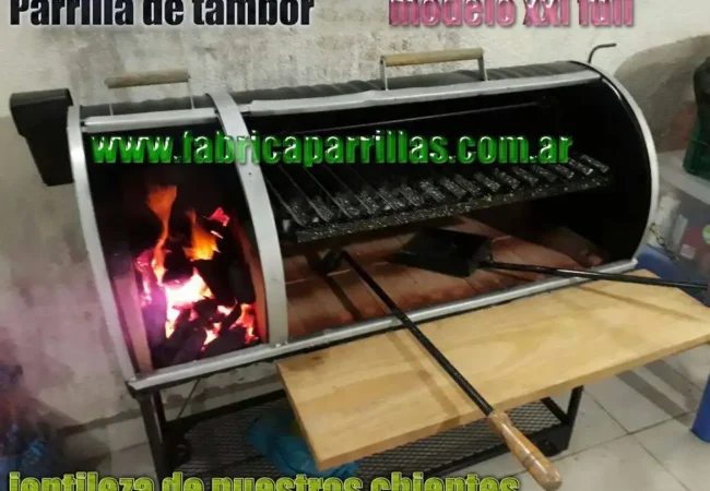 Parrillas de tambor Modelo XXL con fogonero pegado