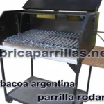 Controlá mejor el fuego con tapa y base refractaria. Parrilla resistente y práctica. Comprá ahora y equipá tu espacio de asado.