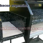 Fogonero de media bolsa enlosado para encender carbón o leña rápido y seguro. Generá brasas parejas para el asado con un brasero resistente y práctico. Ideal para parrillas rodantes y chulengos. Ver características y comprar.